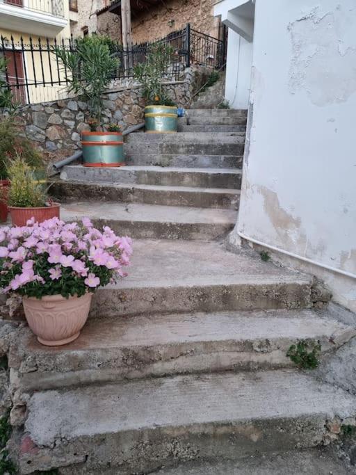 Gs Home Gythio Luaran gambar