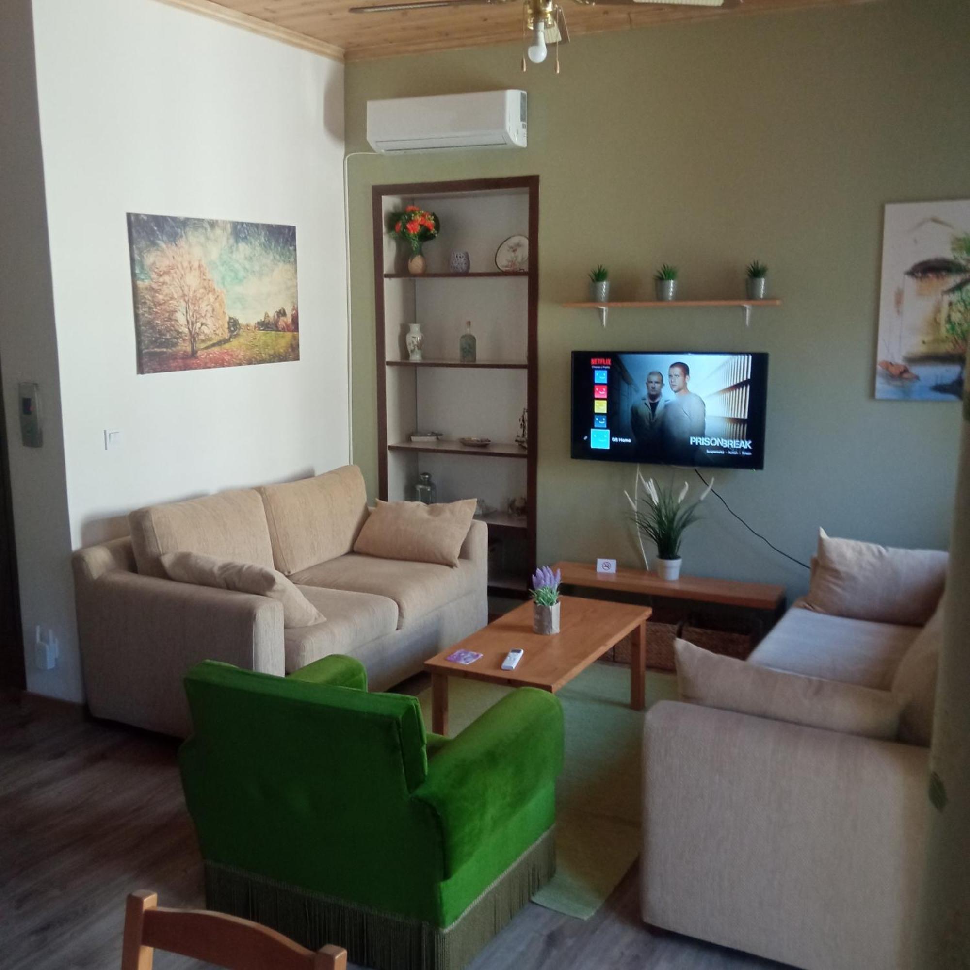 Gs Home Gythio Luaran gambar
